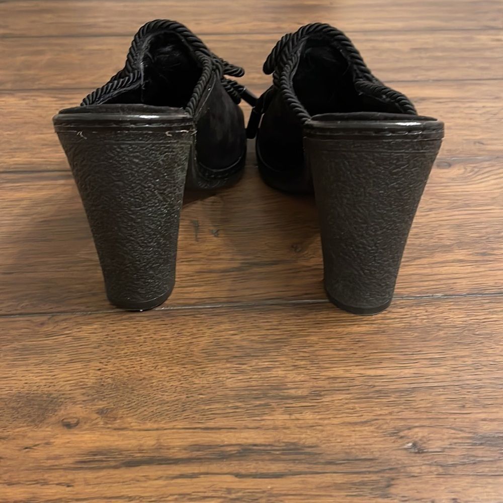 Coach Jenn Size 7.5 Black Suede Corded Mules - Picture 4 of 10